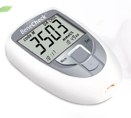 Household blood lipid tester multi-function analyzer blood glucose and uric acid tester cholesterol