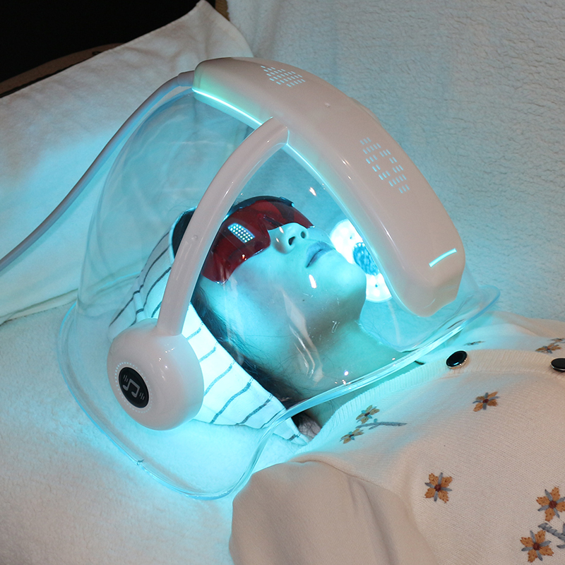 Beauty Spa Use Skin Rejuvenation Hyperbaric Oxygen Jet Therapy Facial Mask Machine Oxygen Facial Machine for Skin Care Treatment