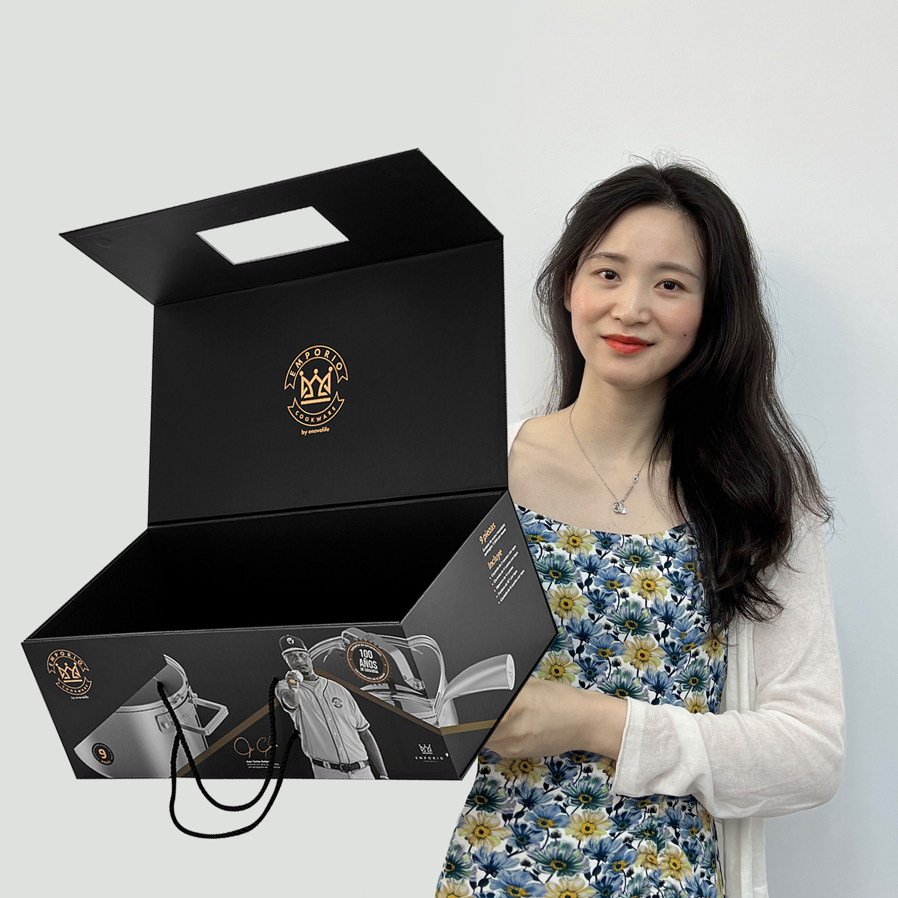 Black Custom Logo Foldable Magnetic Premium Luxury Recyclable Rigid Cardboard Paper Packaging Clothing Box Flip Top Gift Boxes